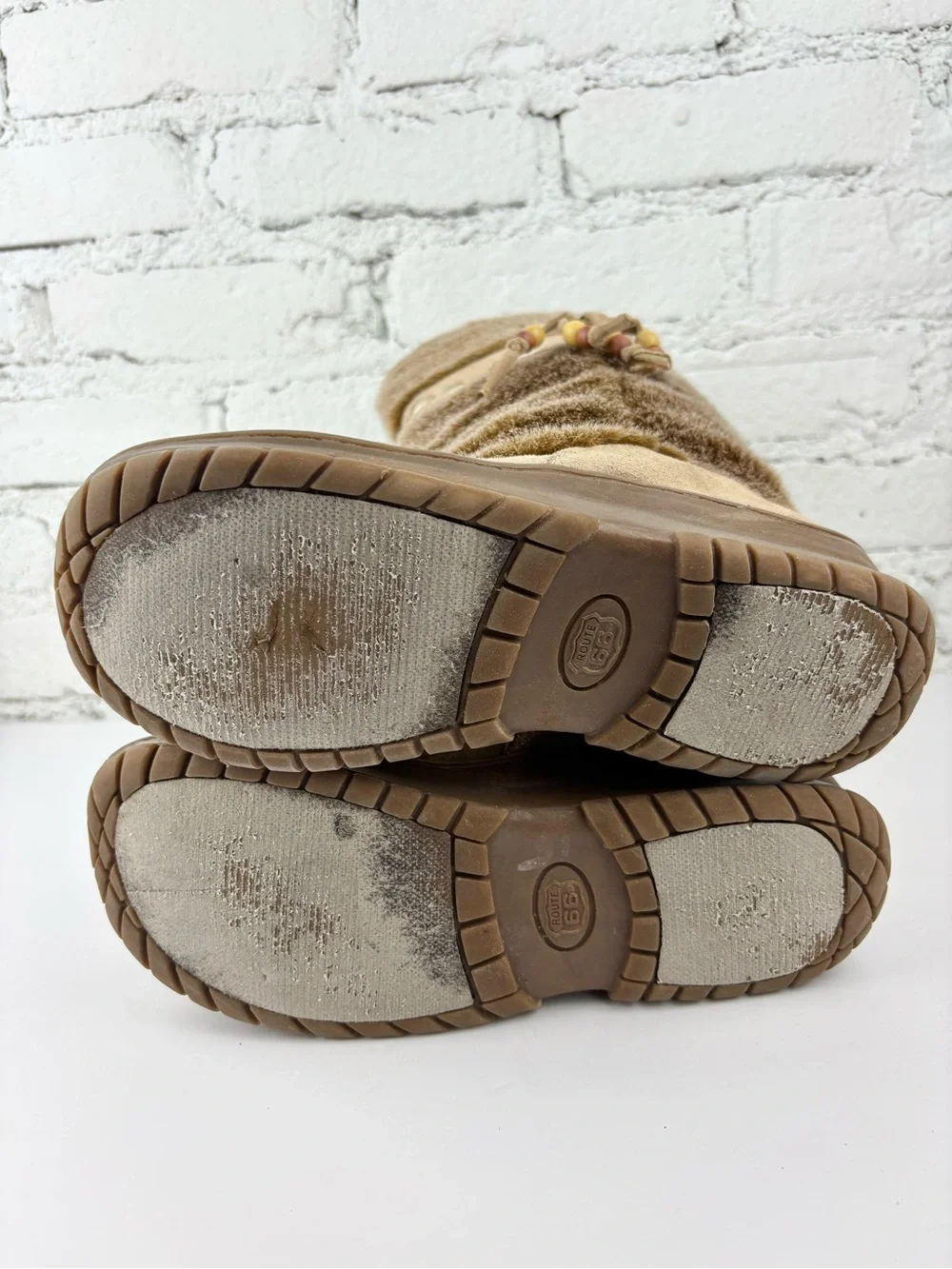 Vintage Route 66 Tan Faux-Fur Embroidered Winter Boots 7